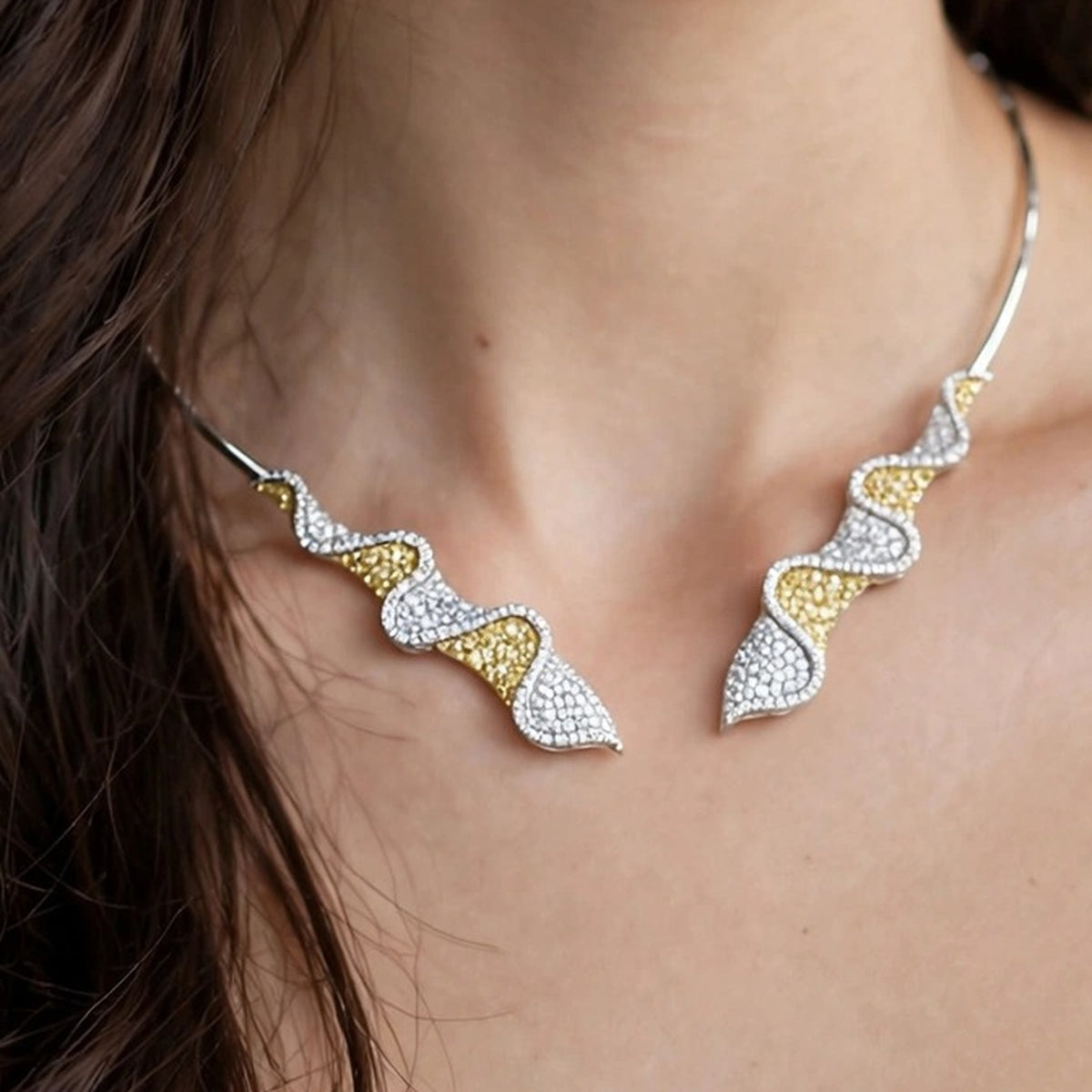 Zeya Eterna Necklace
