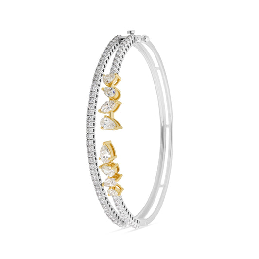 PEAR FLEXI WHITE GOLD BANGLE