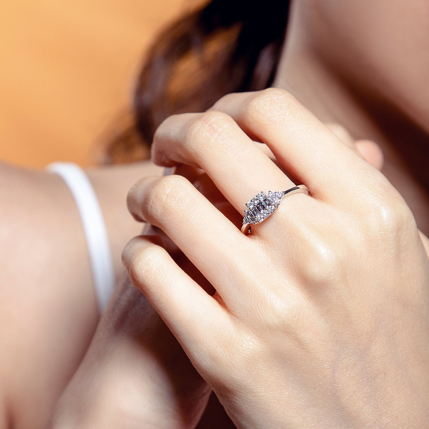 BAGUETTE ROUND ETERNA RING