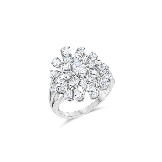 VELOURA WHITE GOLD FLOWER FANCY RING