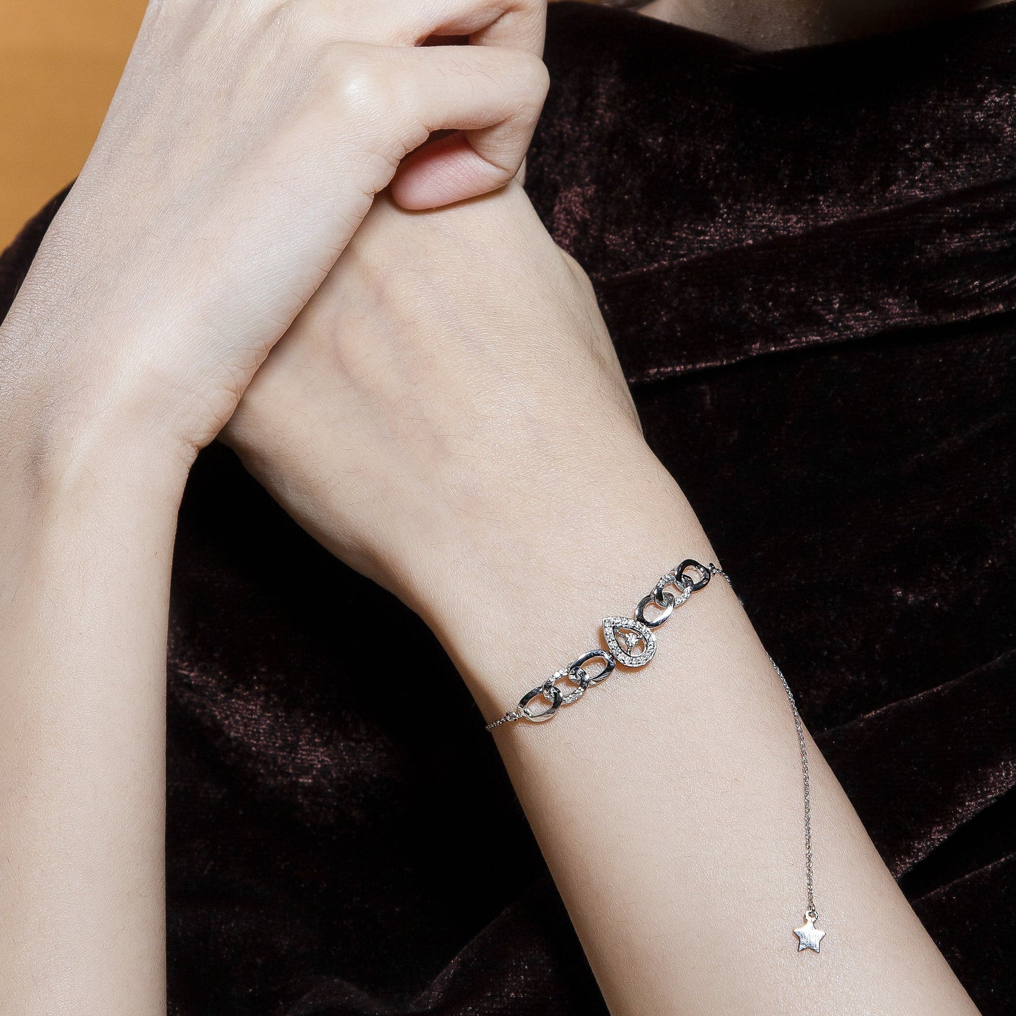 MICRO PEAR FANCY BRACELET